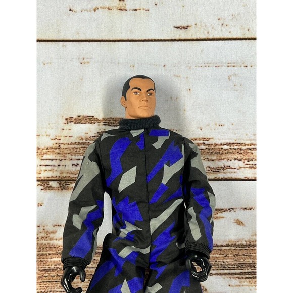 GI3 Vintage 12 Inch Action Figure CAMO GEAR - Picture 2 of 6